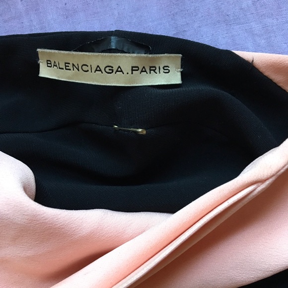 Balenciaga Paris Pink and Black Color Block Hat - Picture 4 of 5